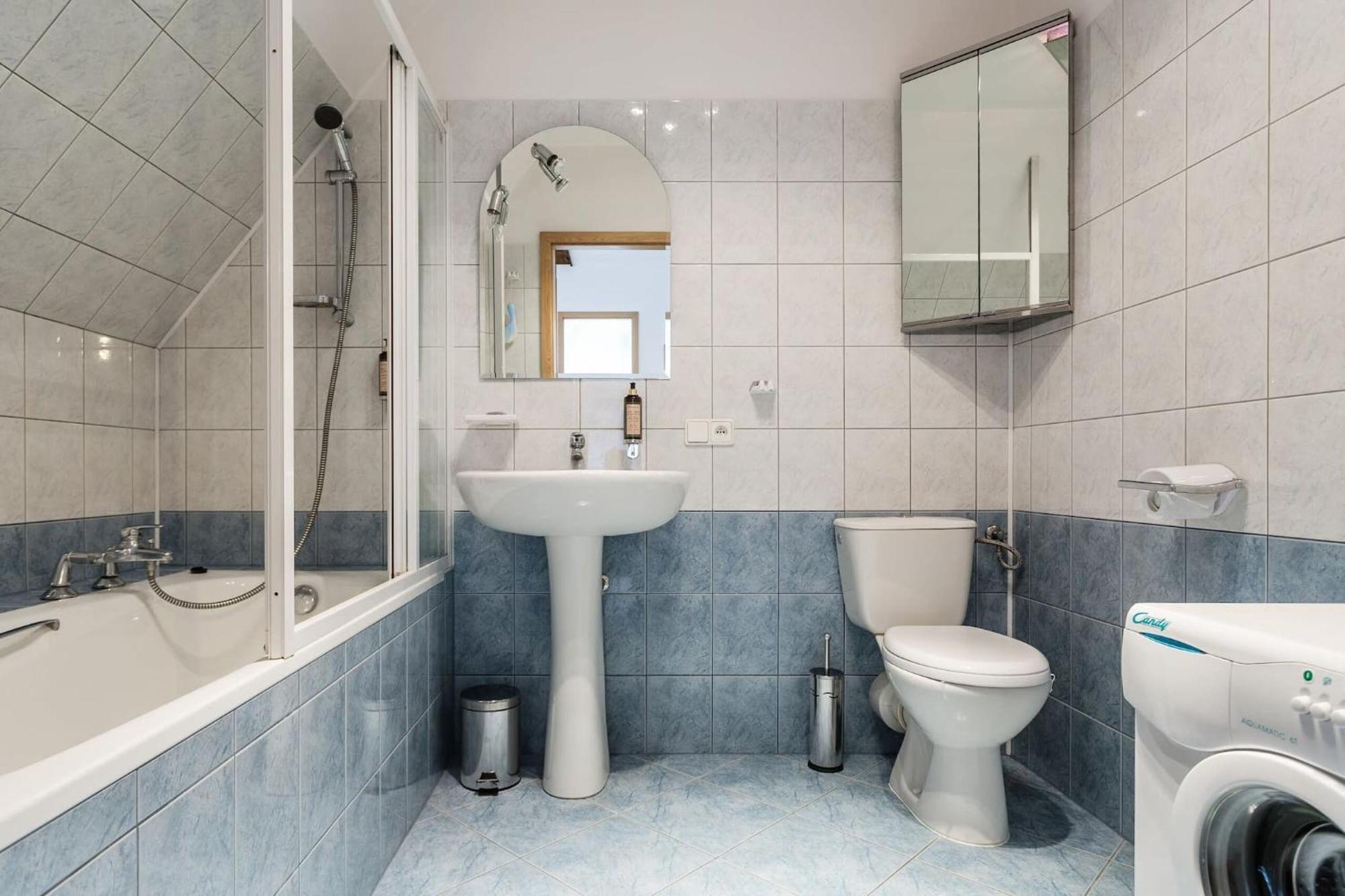 Rent Like Home - Kasprowicza